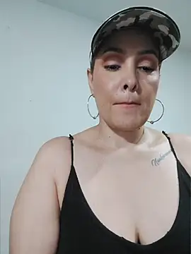 Miss Agatha online show from April 17, 2026, 12:13 am