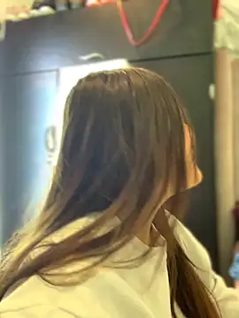 Michellesexxy online show from September 11, 2025, 3:28 am