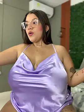 Michellesexxy online show from March 13, 2025, 3:44 am