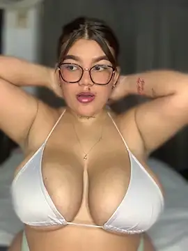 Michellesexxy online show from January 8, 2025, 2:57 am