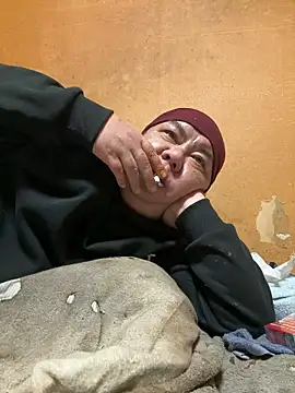 punk0805 online show from February 8, 2026, 10:13 am