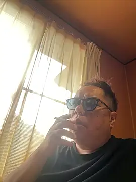 Snapshot of punk0805 chatting on June 3, 2026, 4:35 am punk0805 online show from June 3, 2026, 4:35 am