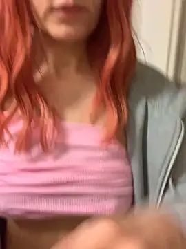 Snapshot of Athena_play chatting on November 28, 2025, 6:02 am Athena play online show from November 28, 2025, 6:02 am