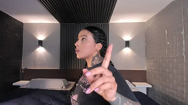 Snapshot of magic_marg chatting on October 13, 2025, 8:54 pm magic marg online show from October 13, 2025, 8:54 pm