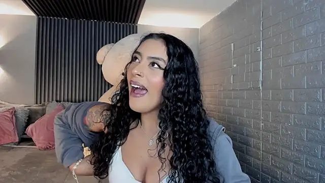 magic marg online show from April 7, 2026, 10:44 pm