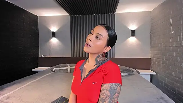 Snapshot of magic_marg chatting on October 24, 2025, 9:47 pm magic marg online show from October 24, 2025, 9:47 pm