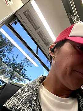 Snapshot of eveangelll chatting on September 19, 2025, 3:54 am eveangelll online show from September 19, 2025, 3:54 am