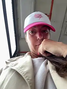 eveangelll online show from May 22, 2026, 4:32 am