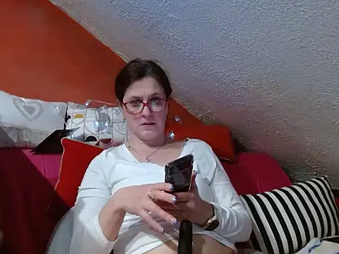 Snapshot of lanax chatting on March 3, 2025, 1:56 pm lanax online show from March 3, 2025, 1:56 pm