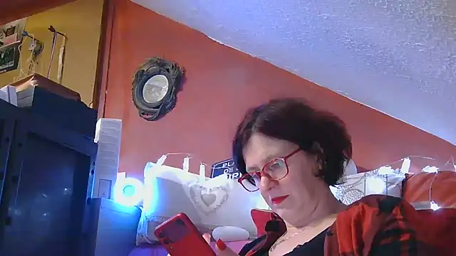 lanax online show from October 8, 2025, 11:23 am