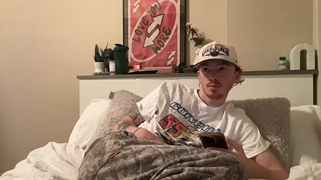 younghungginger online show from December 21, 2024, 3:25 am