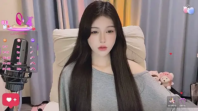 7-Love online show from April 15, 2026, 1:26 pm