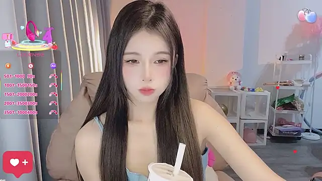 Snapshot of 7-Love chatting on February 26, 2025, 2:16 pm 7-Love online show from February 26, 2025, 2:16 pm