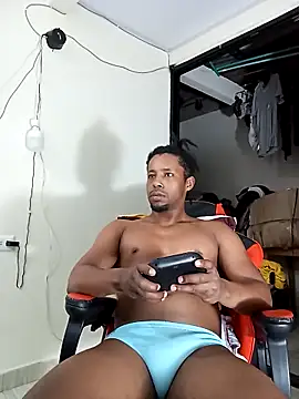 Snapshot of AlejoKhalifa_ chatting on September 29, 2025, 12:17 am AlejoKhalifa online show from September 29, 2025, 12:17 am