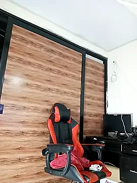 Snapshot of AlejoKhalifa_ chatting on September 18, 2025, 10:40 am AlejoKhalifa online show from September 18, 2025, 10:40 am