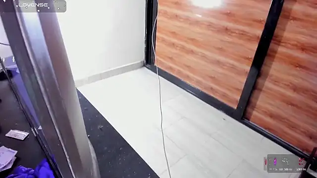 Snapshot of AlejoKhalifa_ chatting on October 26, 2025, 12:16 pm AlejoKhalifa online show from October 26, 2025, 12:16 pm