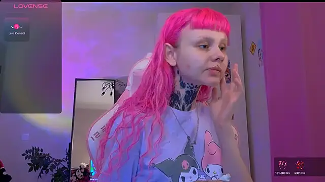 Britney Lynch online show from October 11, 2025, 7:48 pm