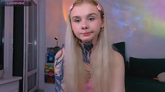 Britney Lynch online show from March 13, 2026, 7:08 pm