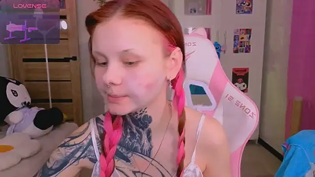 Britney Lynch online show from November 6, 2025, 10:14 pm