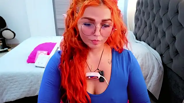 Alexatexa2929 online show from April 16, 2026, 9:39 pm