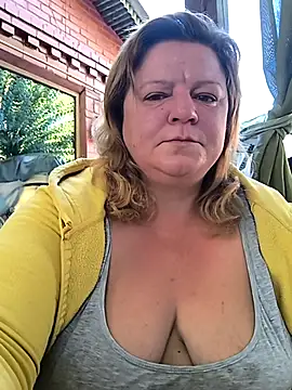 jusichka online show from September 23, 2025, 5:14 am