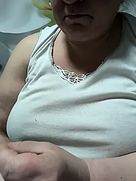 jusichka online show from March 3, 2026, 8:16 pm