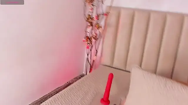 Snapshot of ivone_adams chatting on September 17, 2025, 4:03 am ivone adams online show from September 17, 2025, 4:03 am