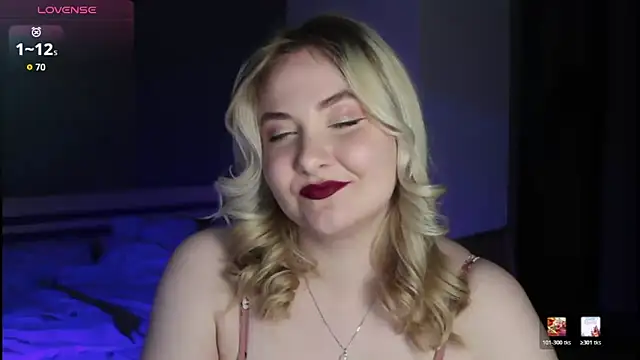 Snapshot of sensual_girrrl chatting on April 23, 2026, 11:28 pm sensual girrrl online show from April 23, 2026, 11:28 pm