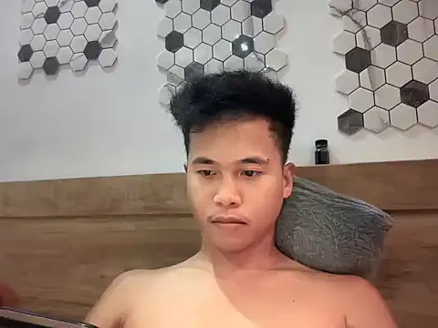 Asiantwink21 online show from October 6, 2025, 5:35 pm