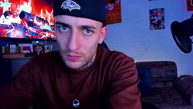 Snapshot of Drako_Lamar chatting on February 9, 2026, 10:41 pm Drako Lamar online show from February 9, 2026, 10:41 pm