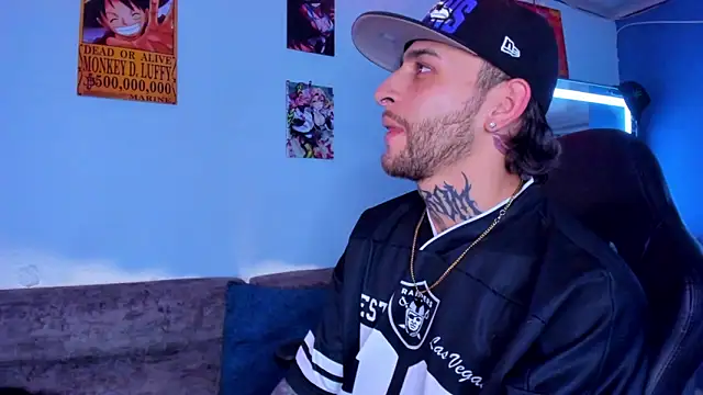 Snapshot of Drako_Lamar chatting on February 27, 2026, 10:31 pm Drako Lamar online show from February 27, 2026, 10:31 pm