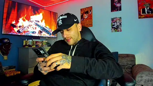 Snapshot of Drako_Lamar chatting on February 17, 2026, 12:08 am Drako Lamar online show from February 17, 2026, 12:08 am