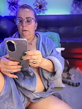 Snapshot of PaulinaSanders_X chatting on October 12, 2025, 1:51 am PaulinaSanders X online show from October 12, 2025, 1:51 am