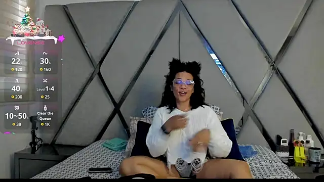 paula daniela1 online show from December 29, 2024, 9:09 pm