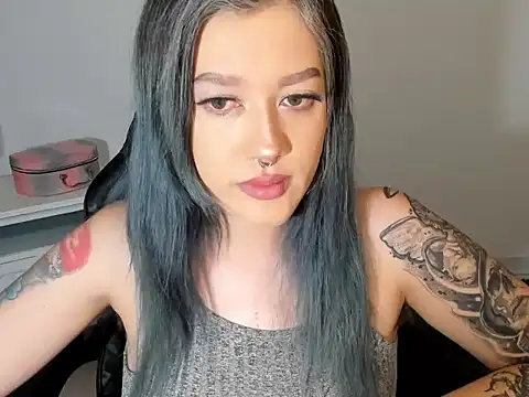 Snapshot of kat_apple chatting on October 13, 2025, 5:20 am kat apple online show from October 13, 2025, 5:20 am