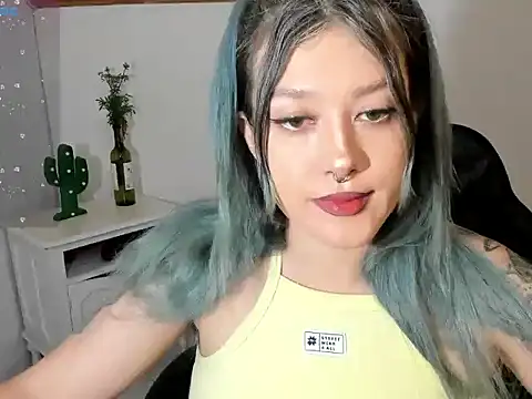 Snapshot of kat_apple chatting on September 19, 2025, 2:37 am kat apple online show from September 19, 2025, 2:37 am