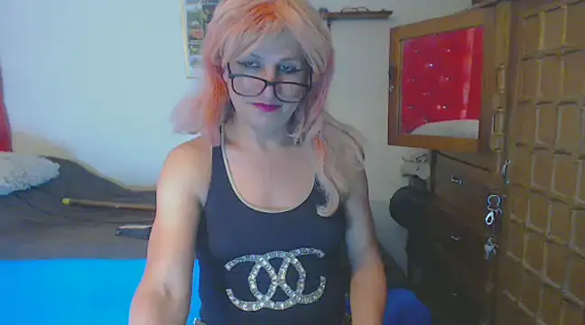 LorenJade online show from February 10, 2025, 9:36 am