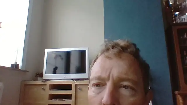 Snapshot of bertolini chatting on October 8, 2025, 6:26 am bertolini online show from October 8, 2025, 6:26 am