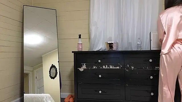 sexylilly69 online show from December 17, 2025, 12:59 am