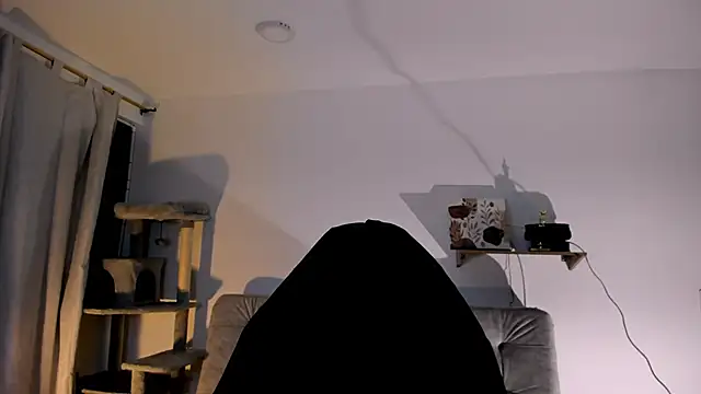 Snapshot of Zarah_Blare chatting on March 13, 2025, 12:59 am Zarah Blare online show from March 13, 2025, 12:59 am