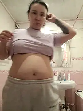 Snapshot of AlexaLexie chatting on March 14, 2025, 9:35 am AlexaLexie online show from March 14, 2025, 9:35 am