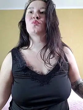 Snapshot of AlexaLexie chatting on September 26, 2025, 7:04 am AlexaLexie online show from September 26, 2025, 7:04 am