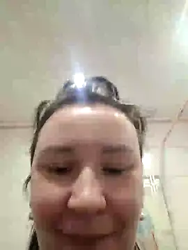 Snapshot of AlexaLexie chatting on January 19, 2025, 1:33 pm AlexaLexie online show from January 19, 2025, 1:33 pm