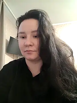 AlexaLexie online show from November 8, 2025, 1:14 pm