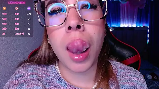 leahtemptation3 online show from December 14, 2024, 10:13 am