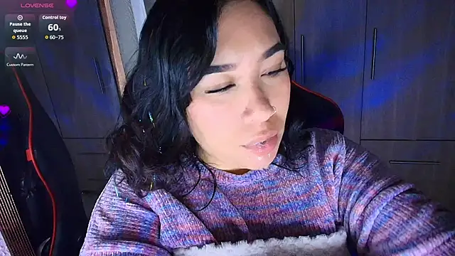 Snapshot of leahtemptation3 chatting on October 2, 2025, 9:45 am leahtemptation3 online show from October 2, 2025, 9:45 am