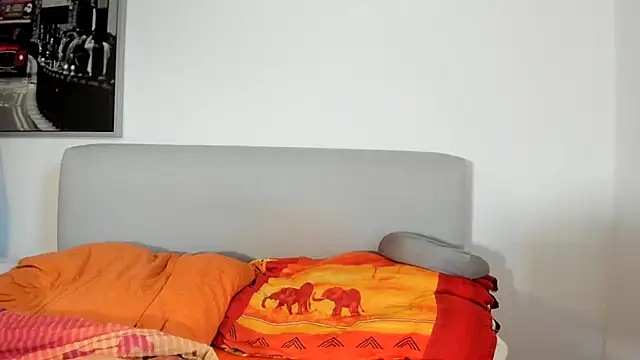 Snapshot of smileybabe chatting on October 12, 2025, 9:43 am smileybabe online show from October 12, 2025, 9:43 am