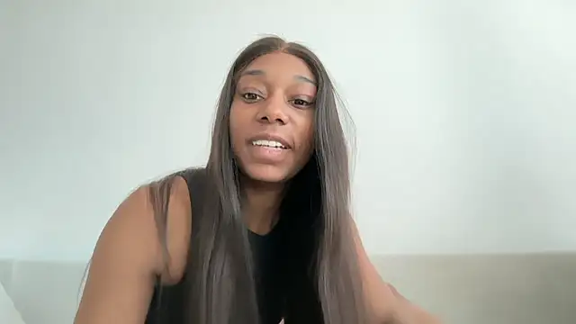 smileybabe online show from April 7, 2026, 4:58 am