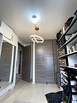 SUUKAM online show from January 5, 2026, 5:27 pm