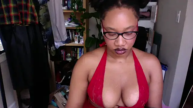 Snapshot of goddessdaisysky chatting on September 19, 2025, 4:11 pm goddessdaisysky online show from September 19, 2025, 4:11 pm